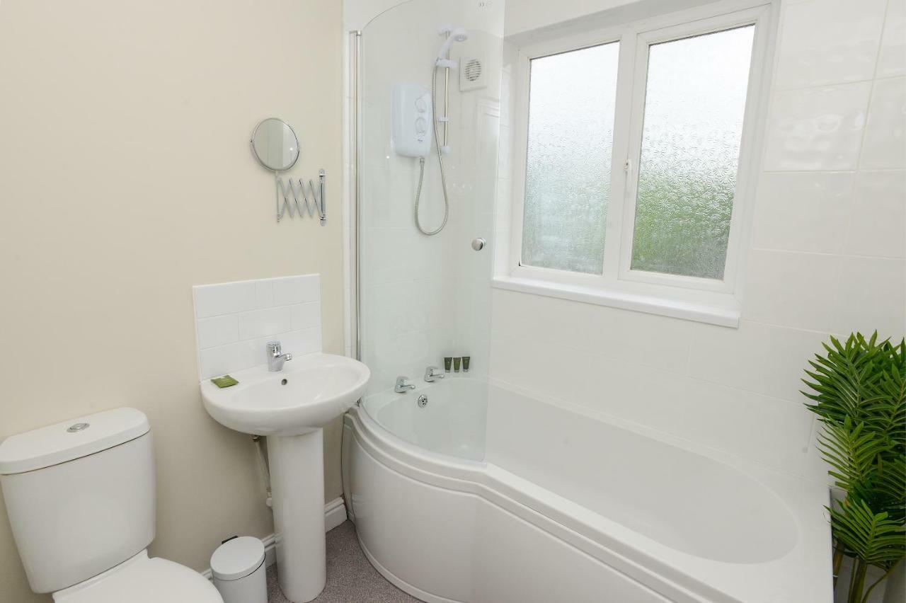 Vakantiehuis Cosy House In The Heart Of Beeston With Free Parking And Wifi