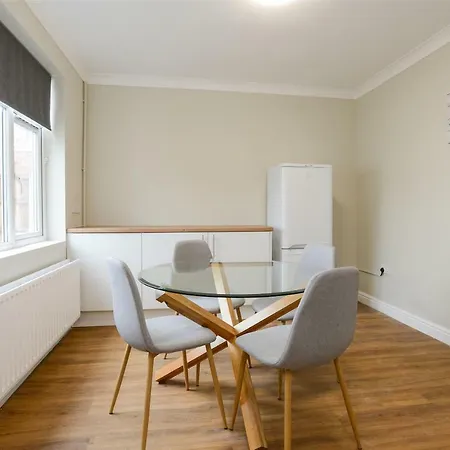 Cosy House In The Heart Of Beeston With Free Parking And Wifi Villa Nottingham Exterior photo