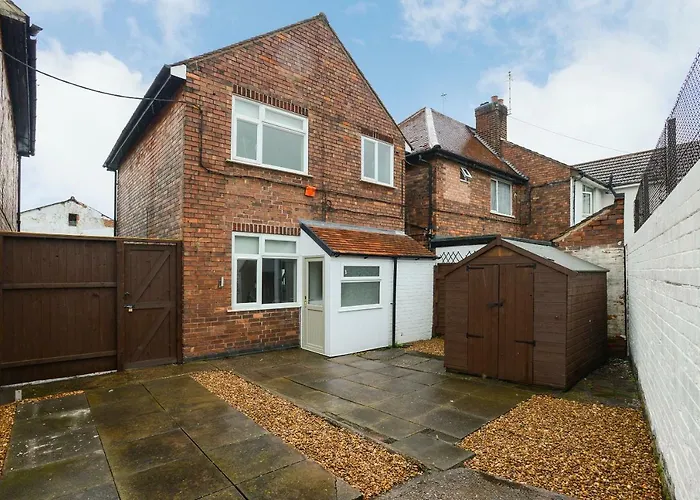 Cosy House In The Heart Of Beeston With Free Parking And Wifi