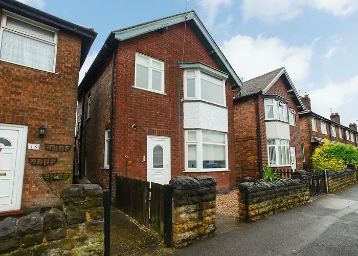 Cosy House In The Heart Of Beeston With Free Parking And Wifi